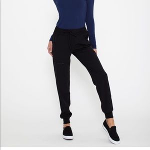 HeartSoul Jogger Scrubs